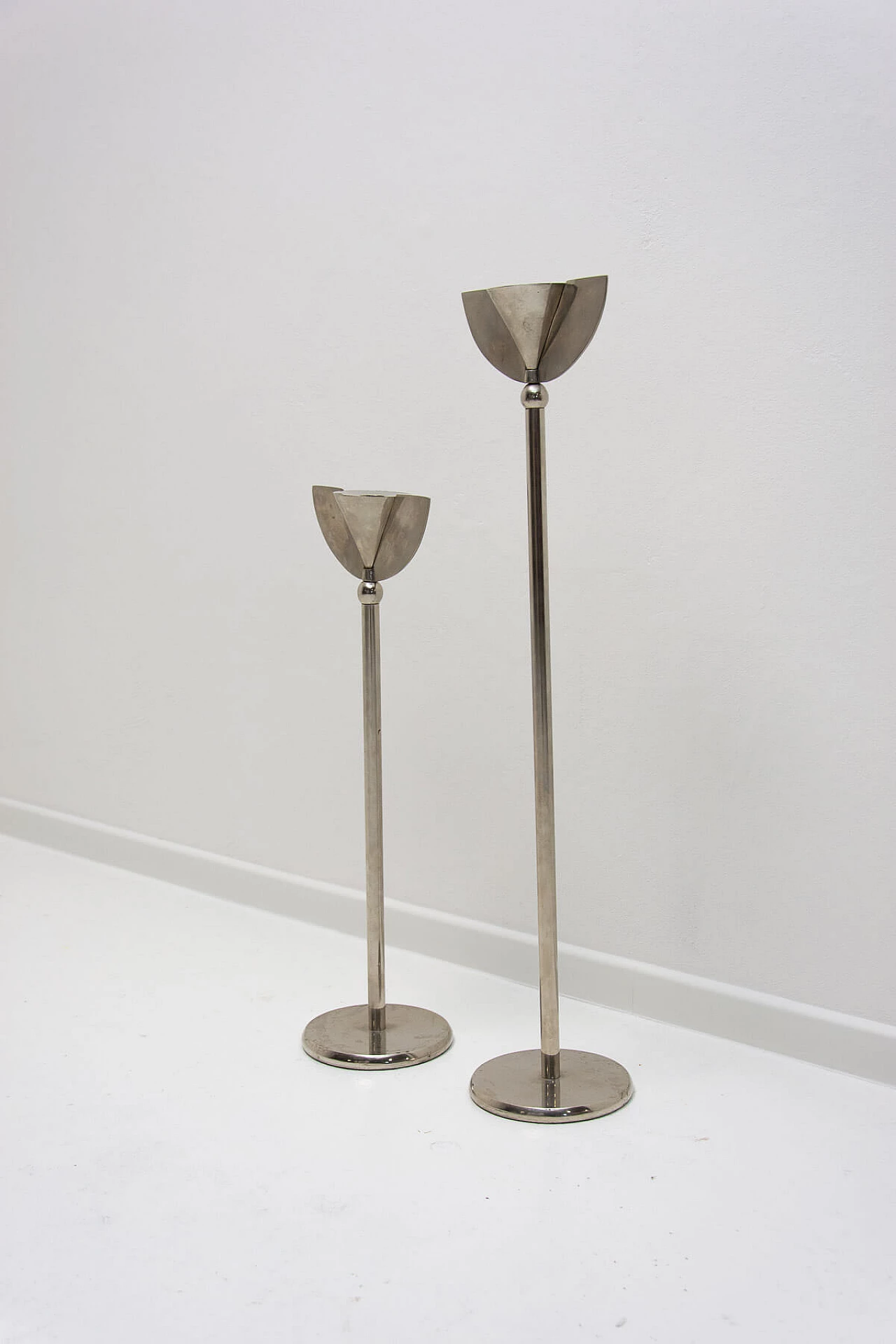 Pair of Art Deco chrome-plated candlesticks, 1930s 5