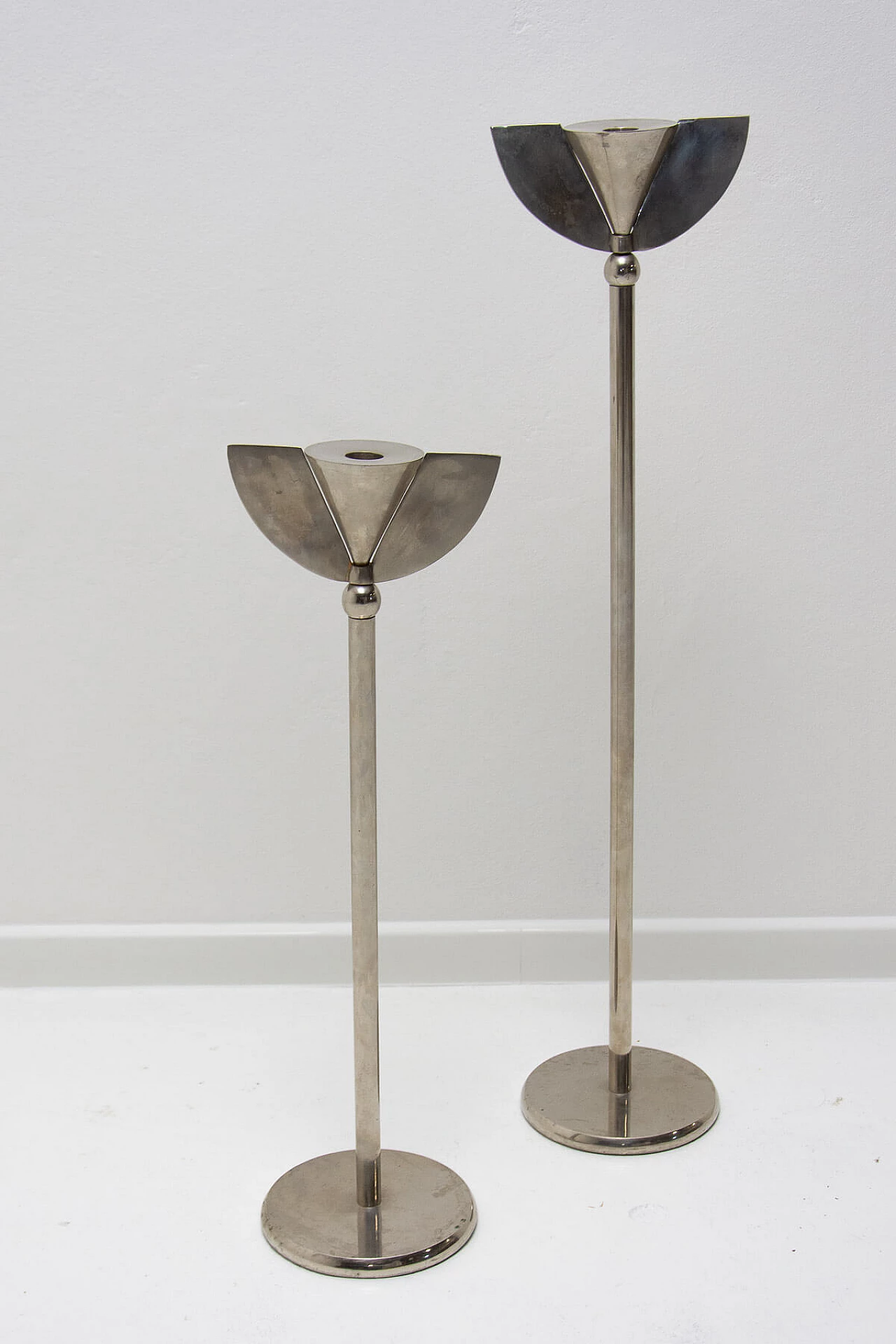 Pair of Art Deco chrome-plated candlesticks, 1930s 6