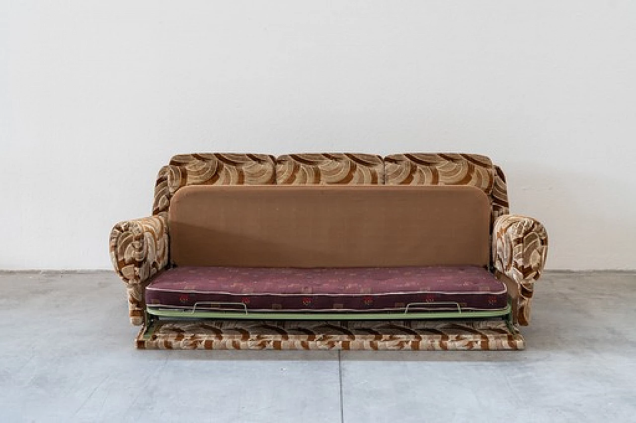 Divano-letto a tre posti e coppia di poltrone in ciniglia, anni '70 17