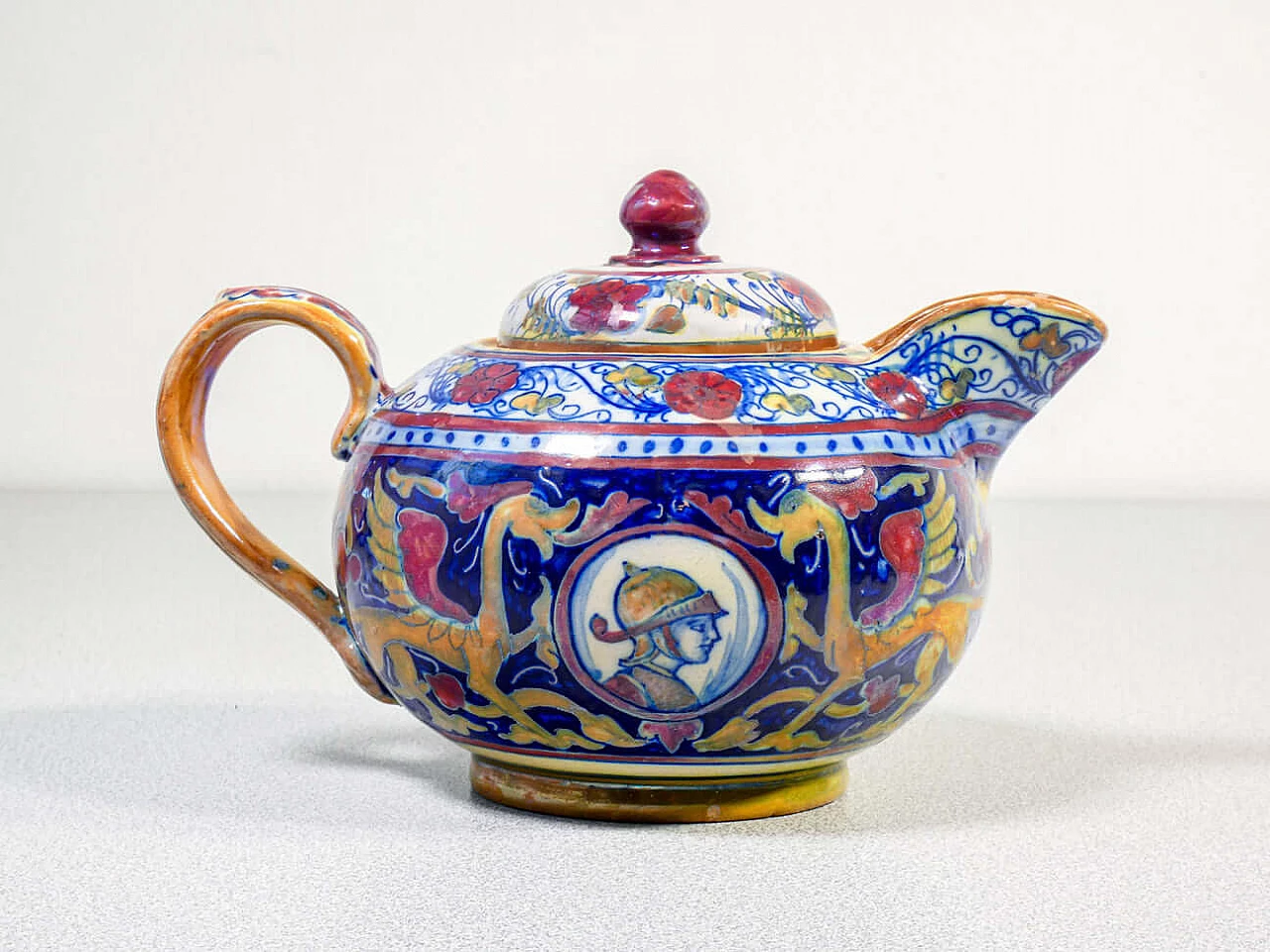 Ceramic teapot and sugar bowl by Mastro Giorgio Gualdo Tadino, early 20th century 2