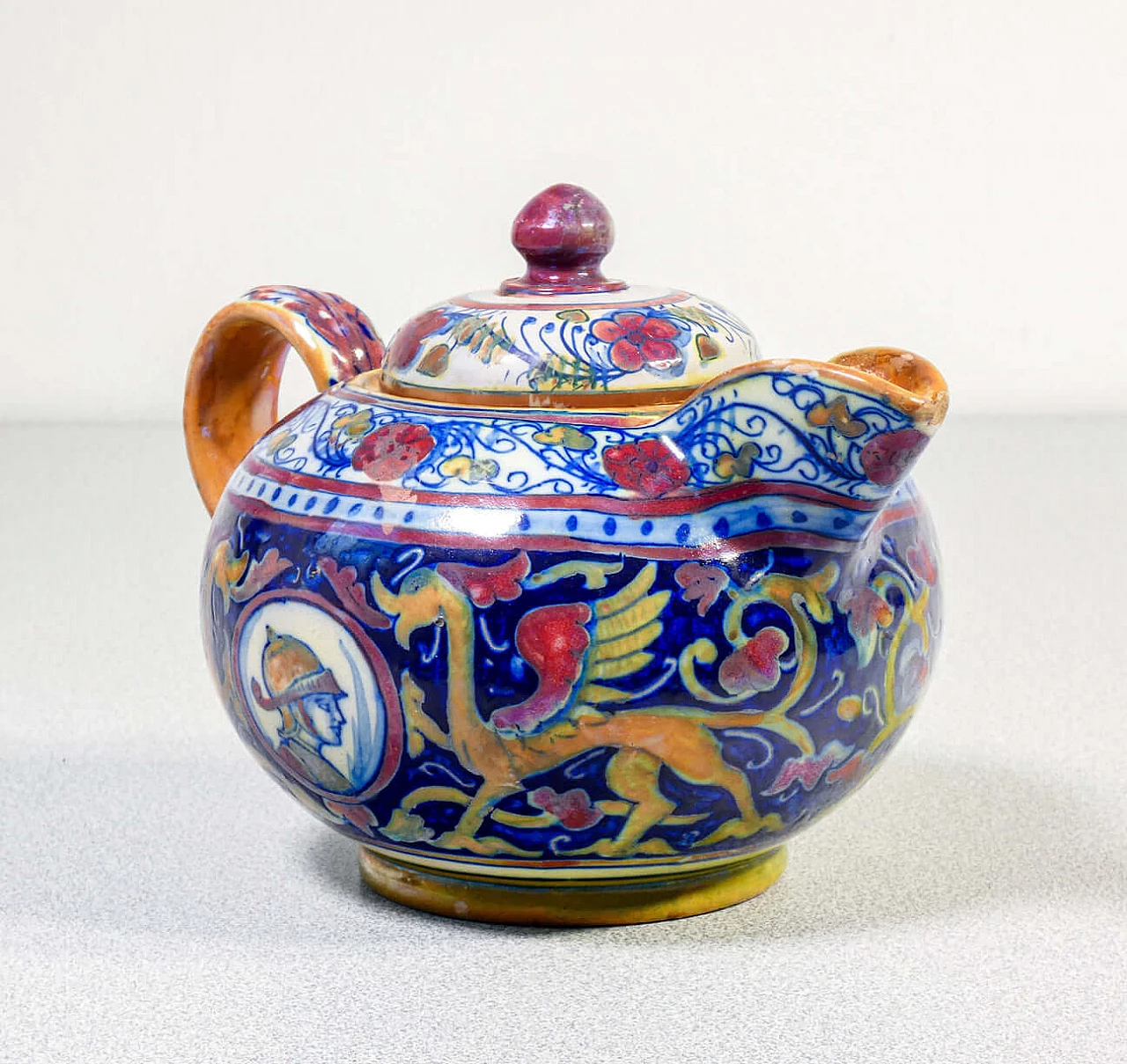 Ceramic teapot and sugar bowl by Mastro Giorgio Gualdo Tadino, early 20th century 3