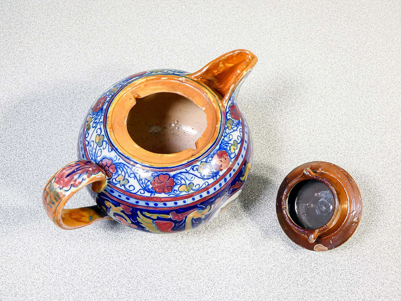 Ceramic teapot and sugar bowl by Mastro Giorgio Gualdo Tadino, early 20th century 9