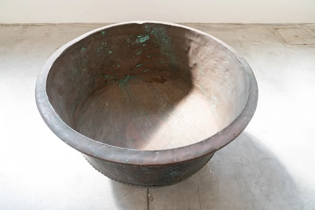 Copper cauldron with iron base, 19th century 4