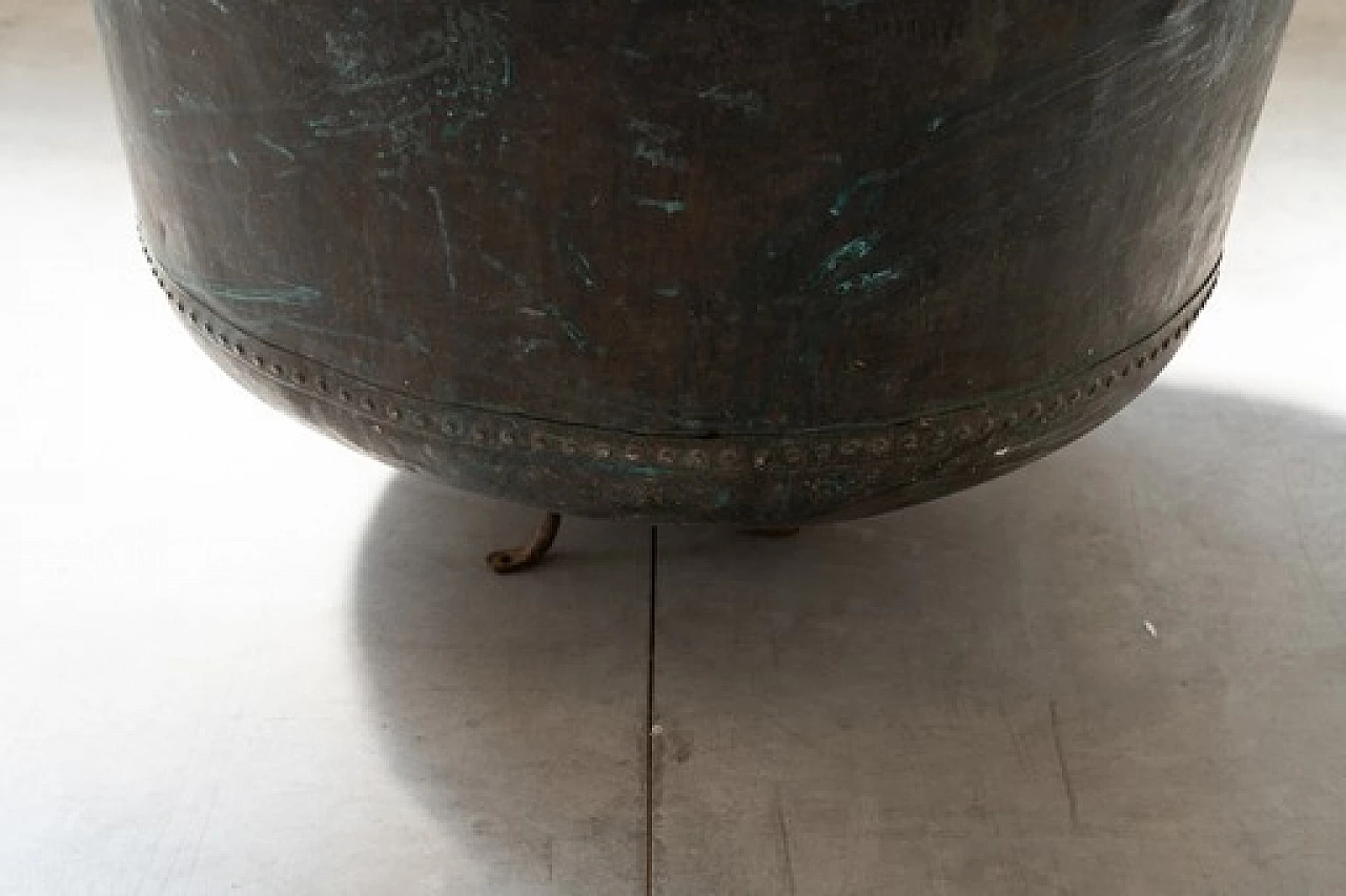 Copper cauldron with iron base, 19th century 5