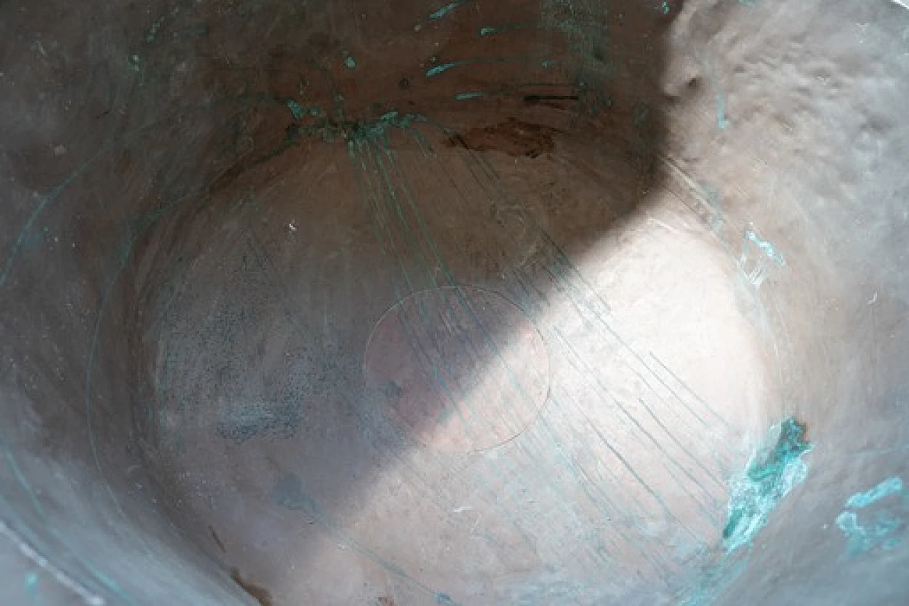 Copper cauldron with iron base, 19th century 8