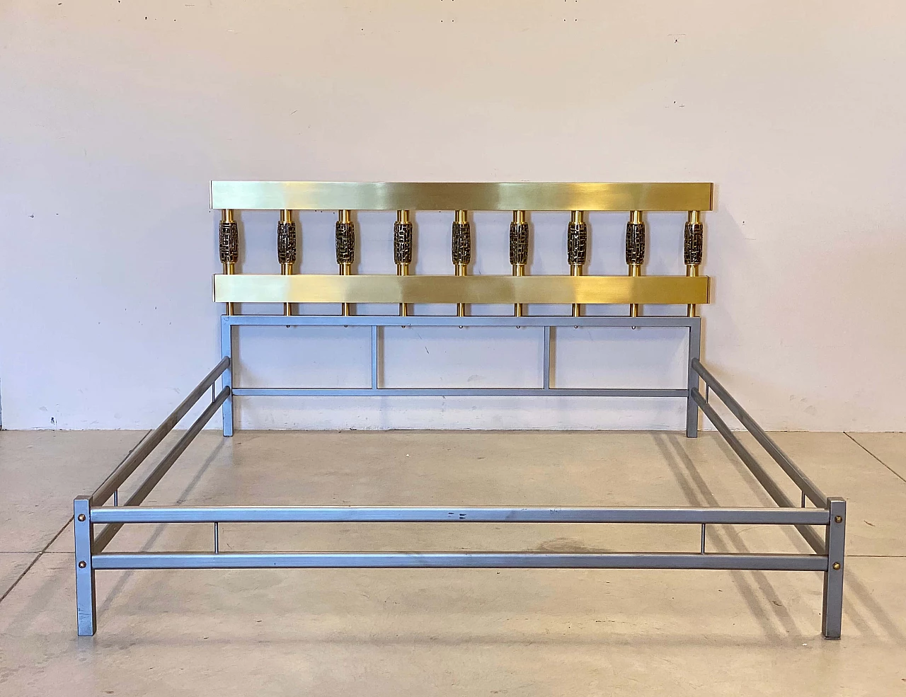 Bronze and silver metal Bagdad bed by Luciano Frigerio, 1970s 13