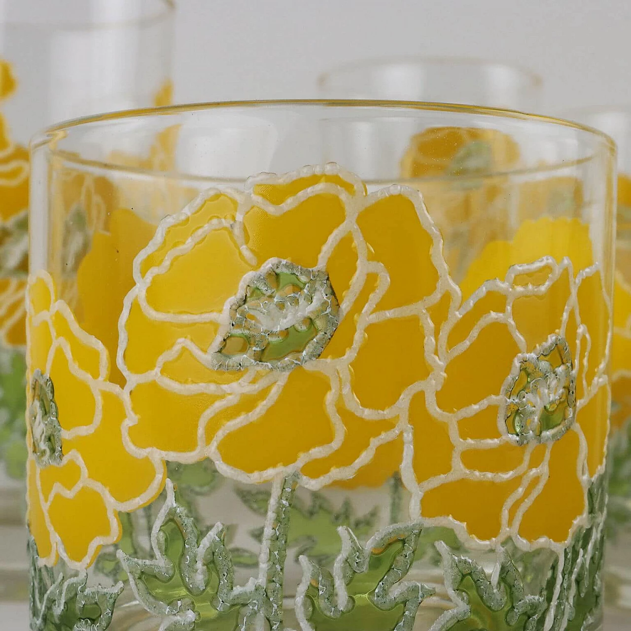 12 Glass tumblers with yellow flowers by Georges Briard 4