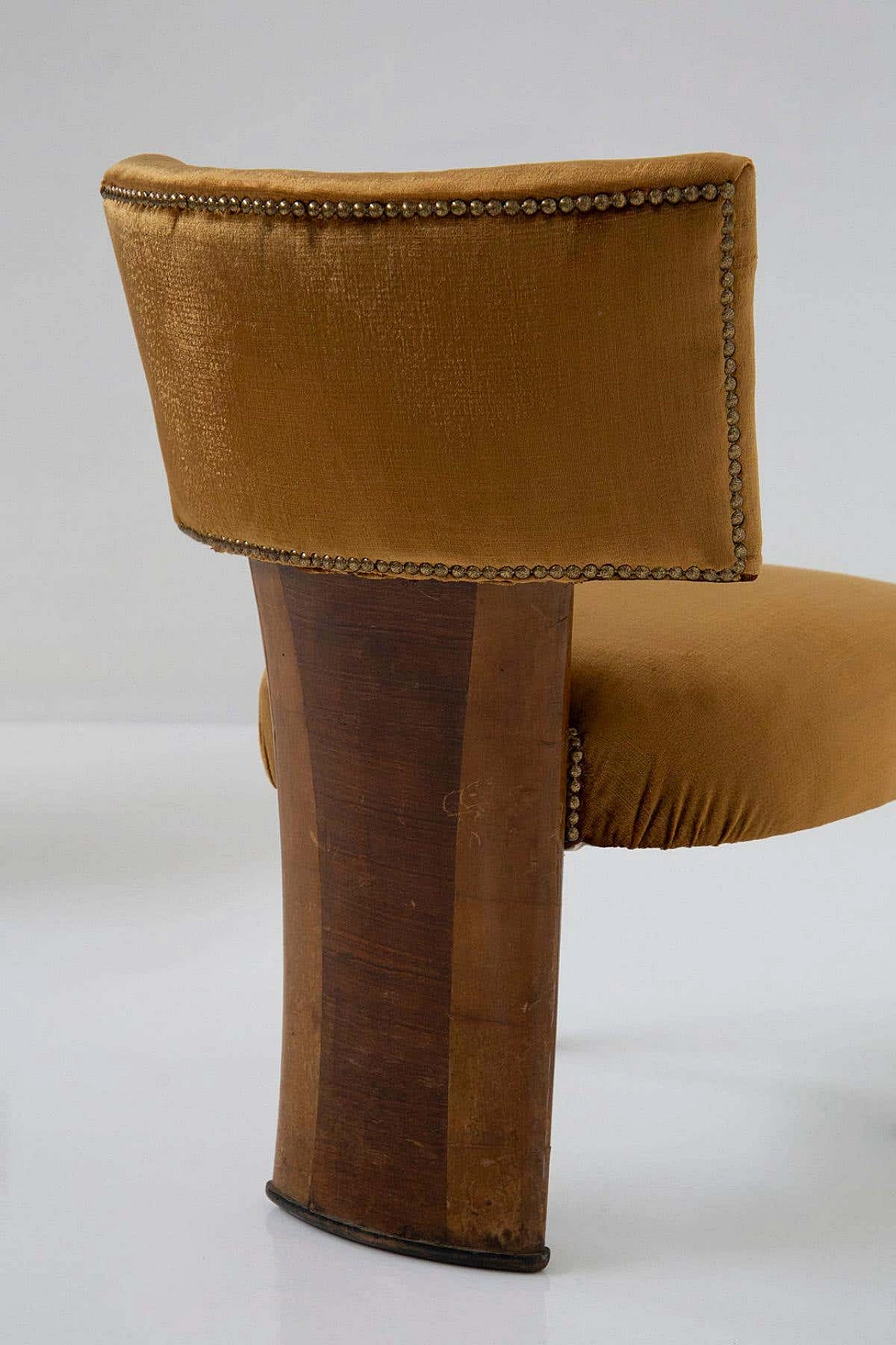 Coppia di poltrone in velluto giallo attribuite a Gio Ponti, anni '30 6