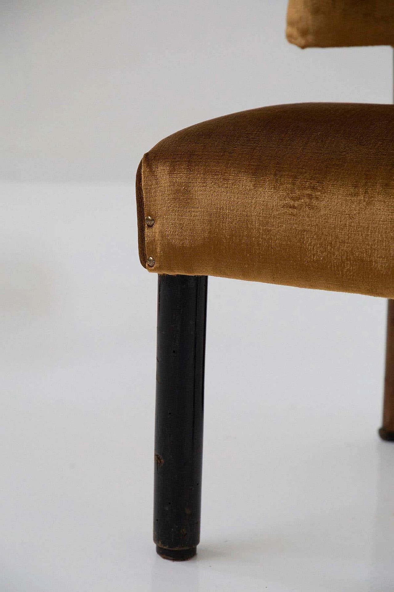 Coppia di poltrone in velluto giallo attribuite a Gio Ponti, anni '30 8