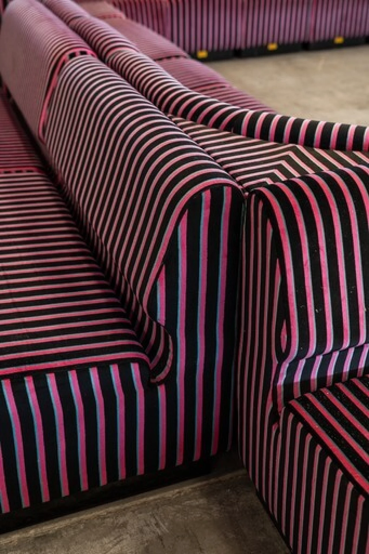 Striped fabric and plastic sofa with 13 modules by Cestari, 1990s 38
