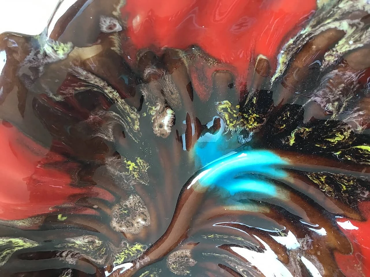 Centrotavola in ceramica smaltata di Vallauris, anni '50 2