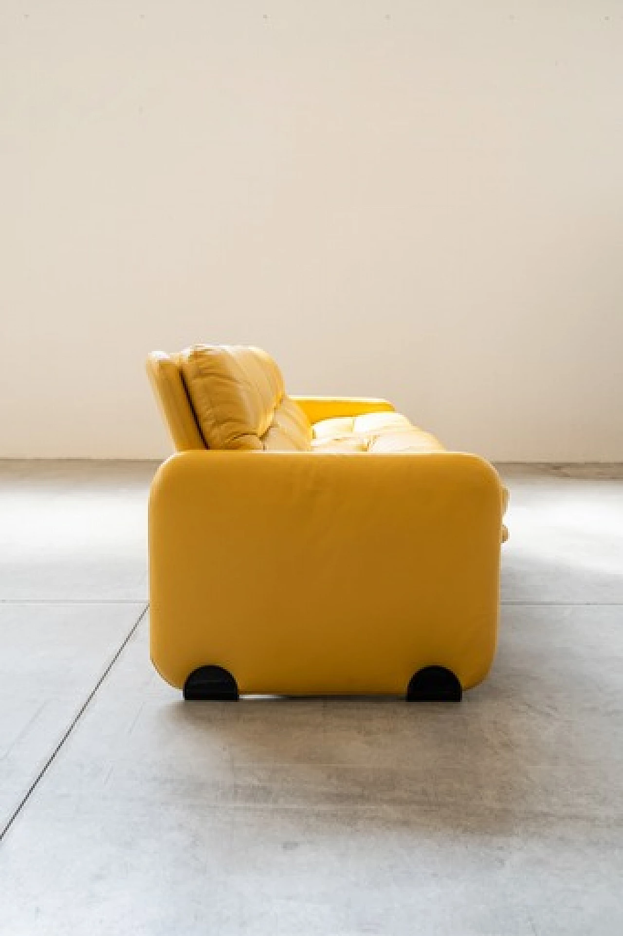 Sofa and pair of armchairs by Ammannati and Vitelli for Brunati, 1970s 16