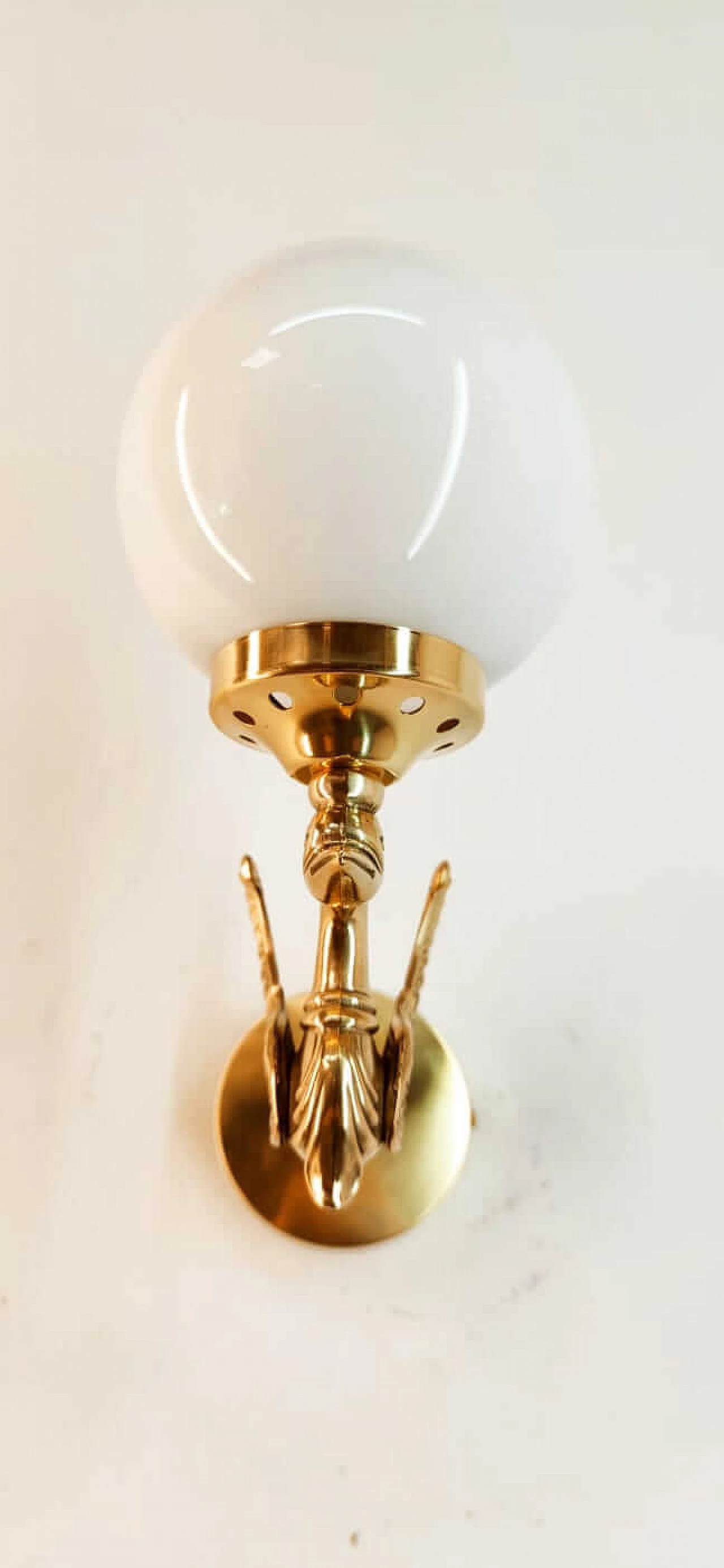 Wall light with brass swan and spherical glass diffuser, 1960s 10