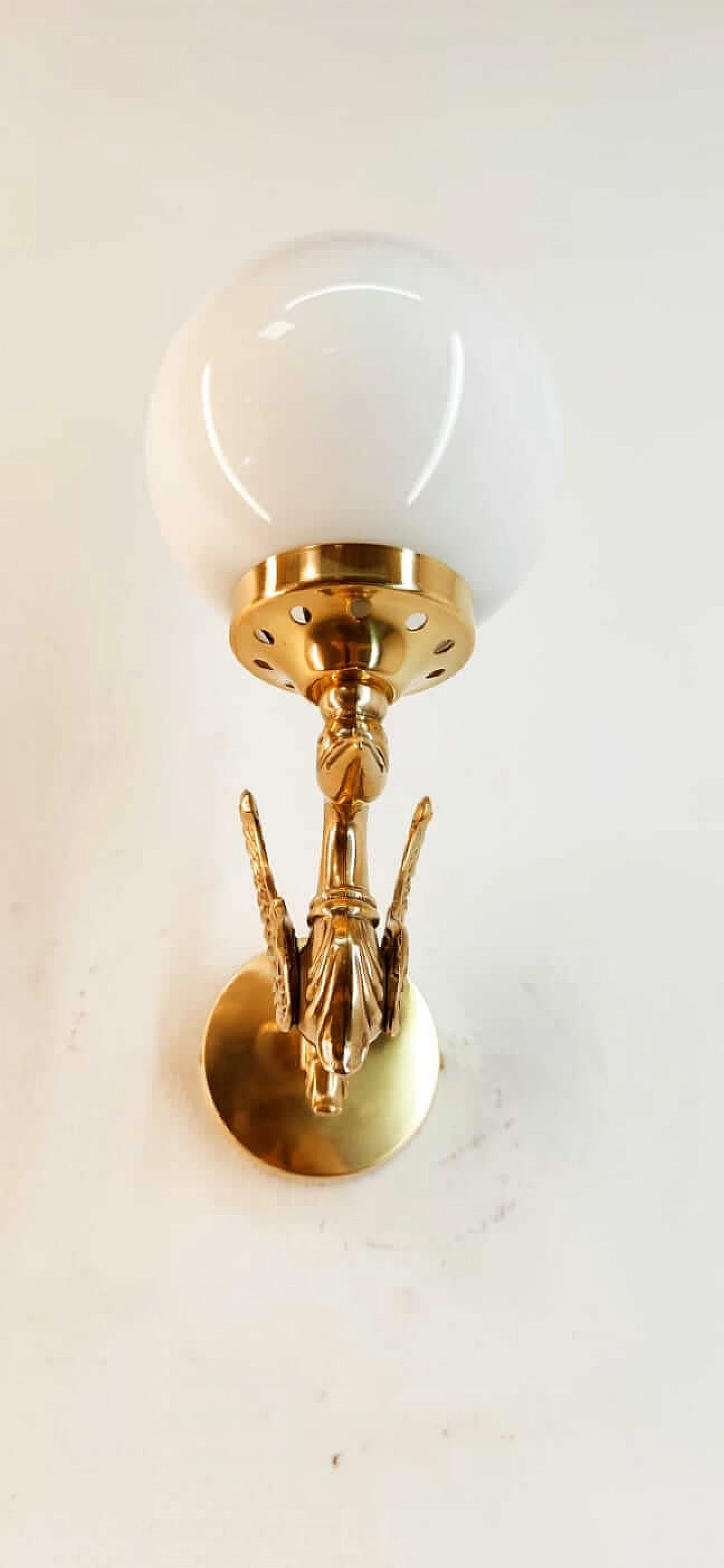 Wall light with brass swan and spherical glass diffuser, 1960s 13