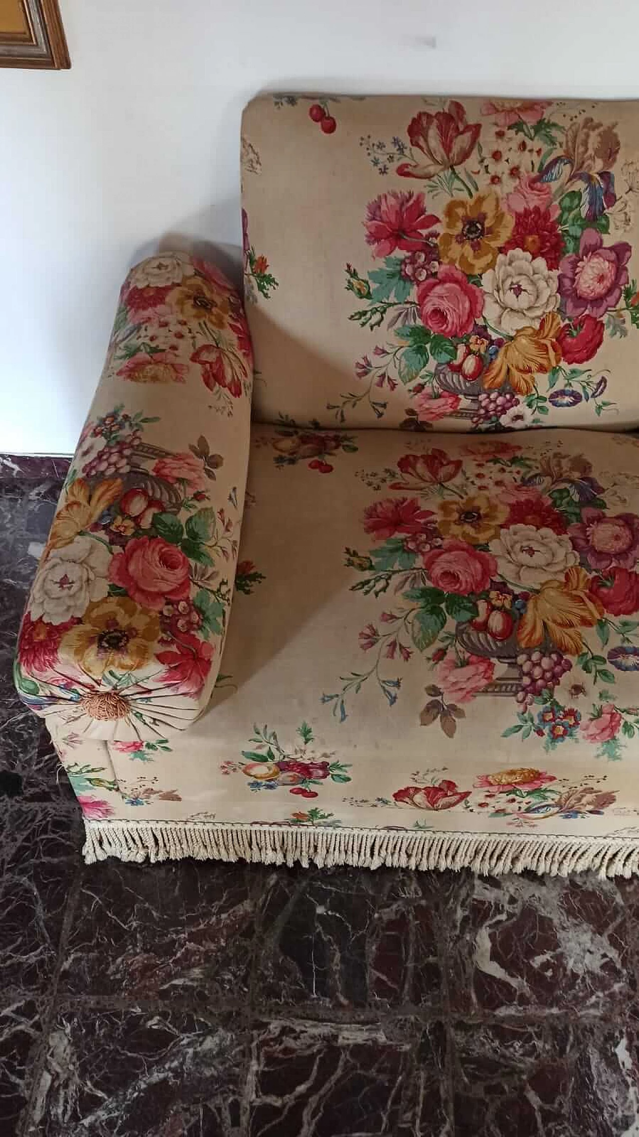 Two-seater floral fabric sofa with tassels, 1950s 7