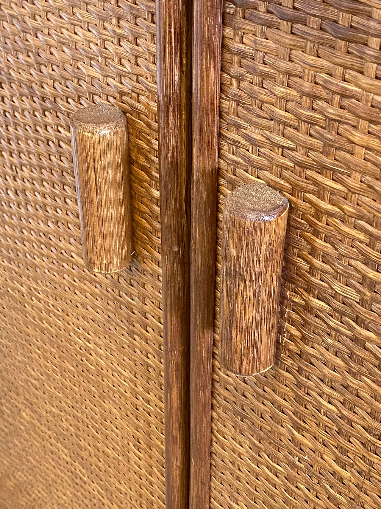 Three-door sideboard in wicker and bamboo, 1980s 12