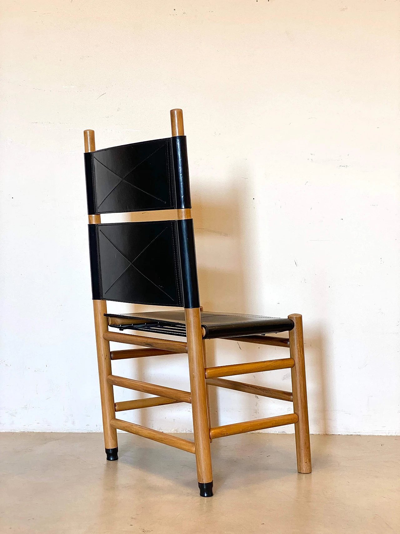 4 Kentucky chairs in walnut and leather by Carlo Scarpa for Bernini, 1980s 7