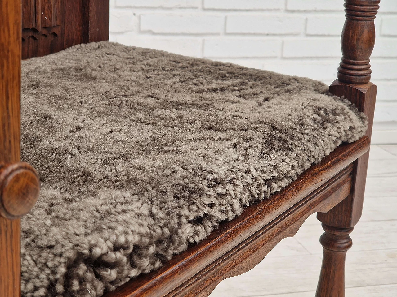 Scandinavian oak bench with sheepskin seat and cabinet, 1950s 3