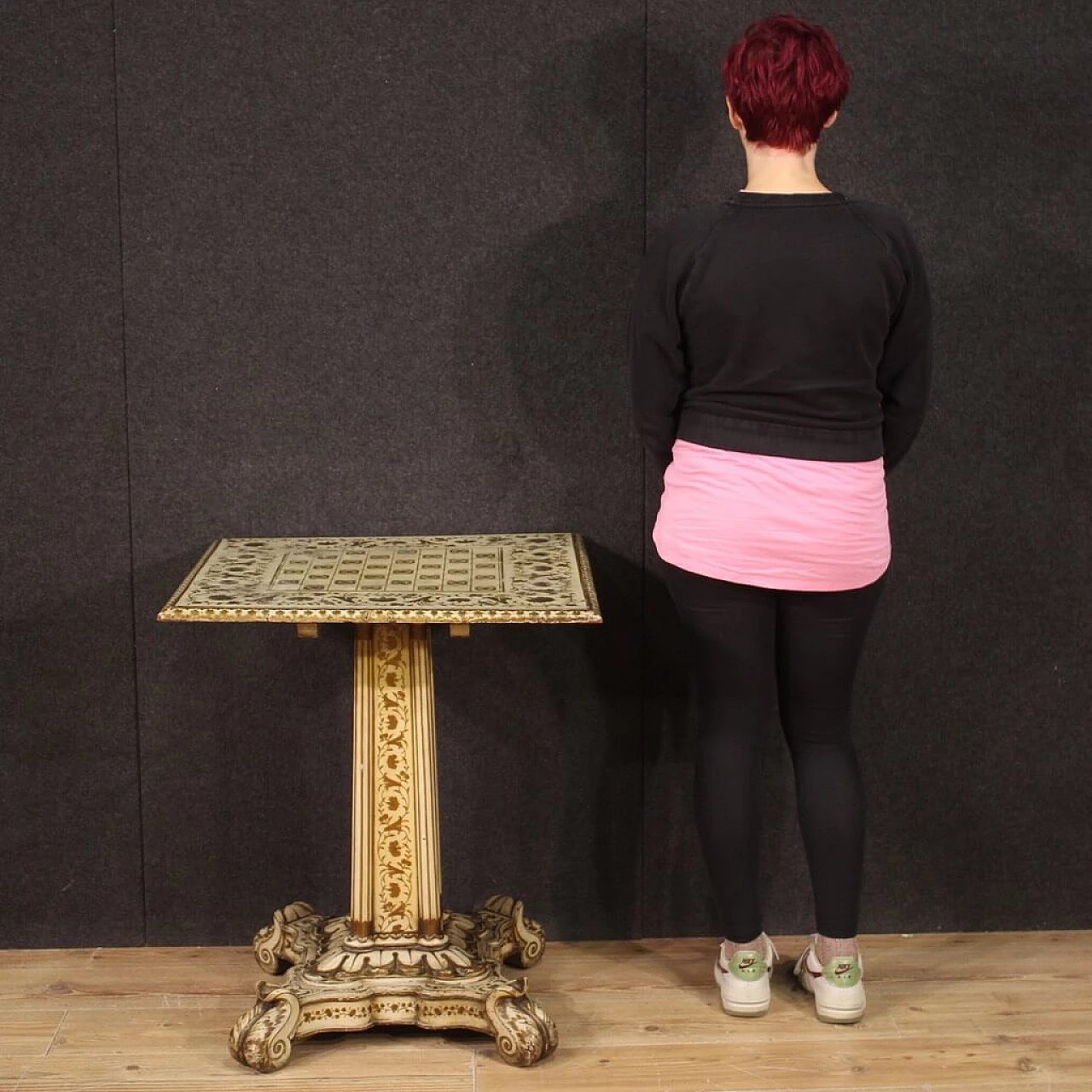 Lacquered and gilded wood game table, late 19th century 5