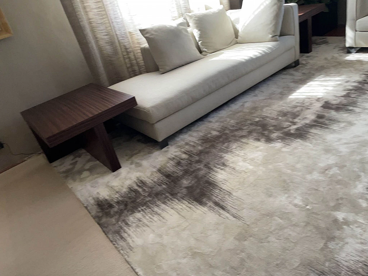 Coppia di tavolini in palissandro, anni 2000 6