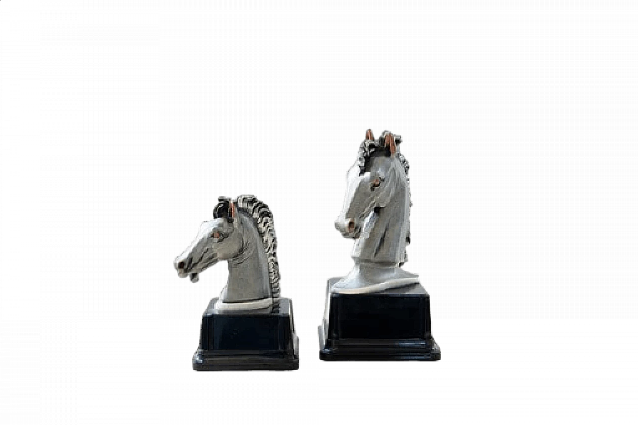 Coppia di sculture di teste di cavallo di Marcello Giorgio, anni '80 15