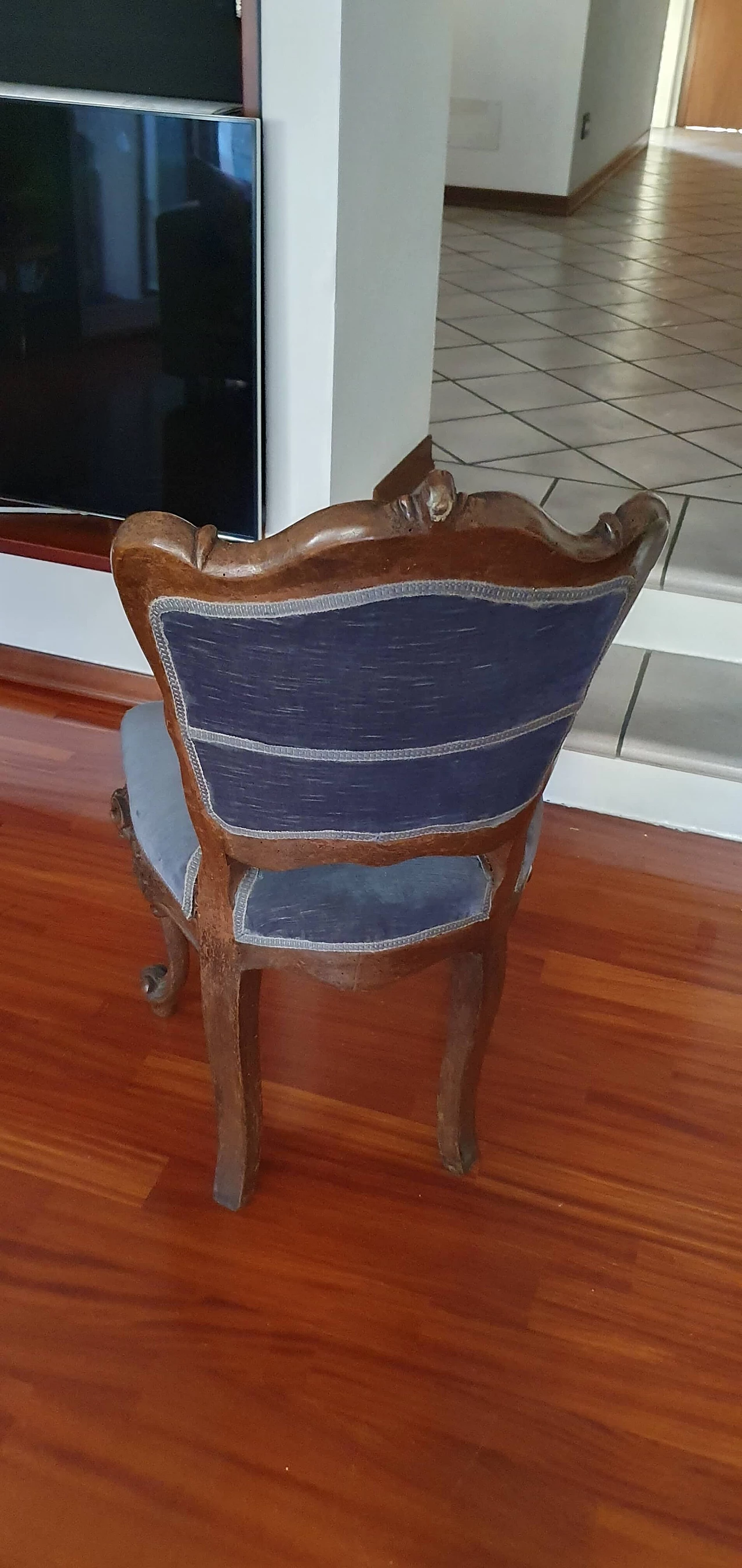 Pair of 18th-century Lombard-style chairs and bedside tables, 1940s 8
