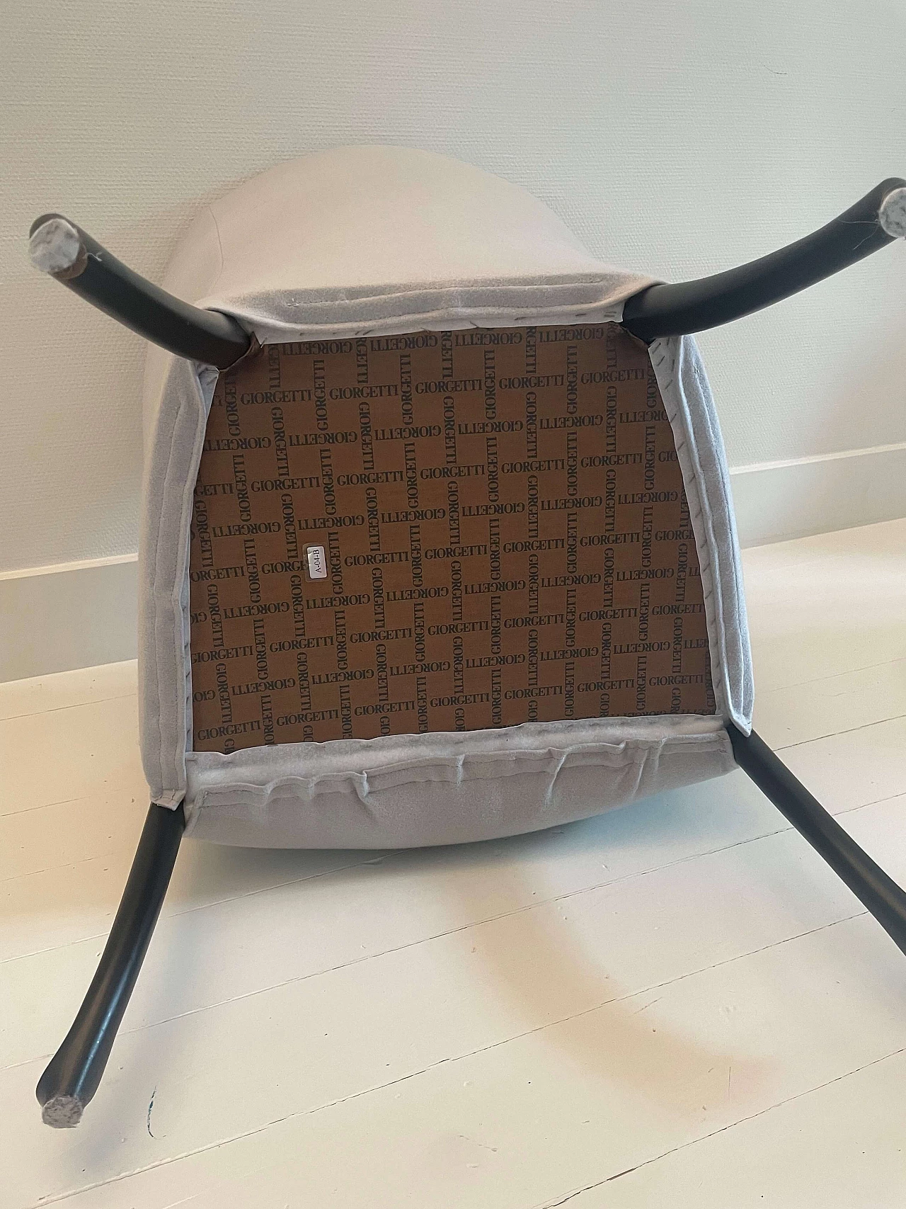 Coppia di poltrone Progetti in legno, ferro e tessuto di Giorgetti, anni '80 7