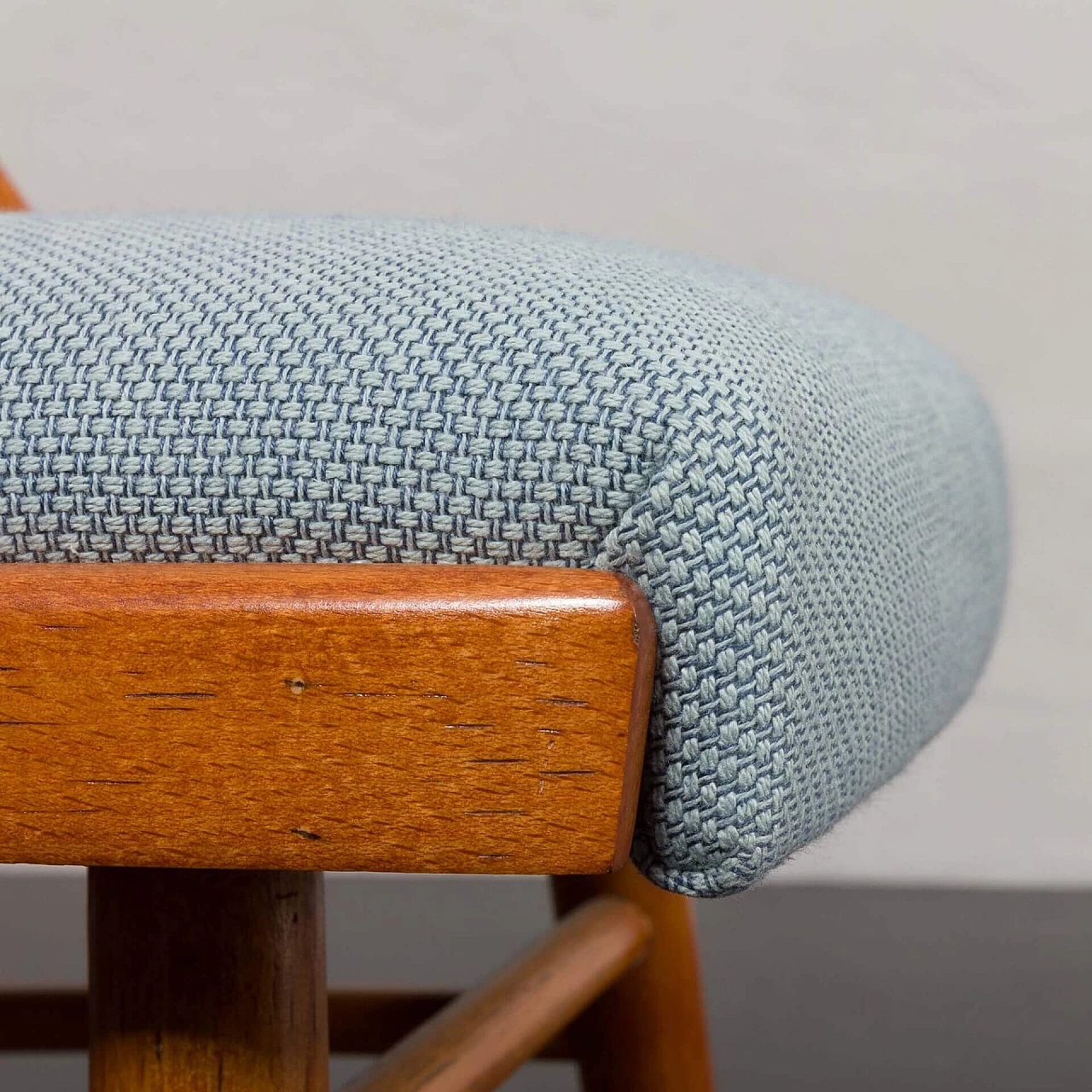 4 Sedie 514 di Radomir Hofman per TON, anni '60 17