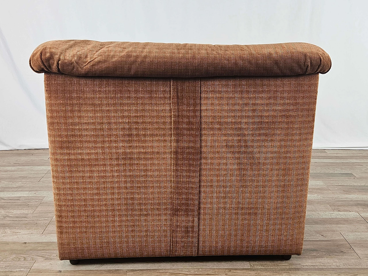 Brown fabric armchair by Doimo, 1970s 21