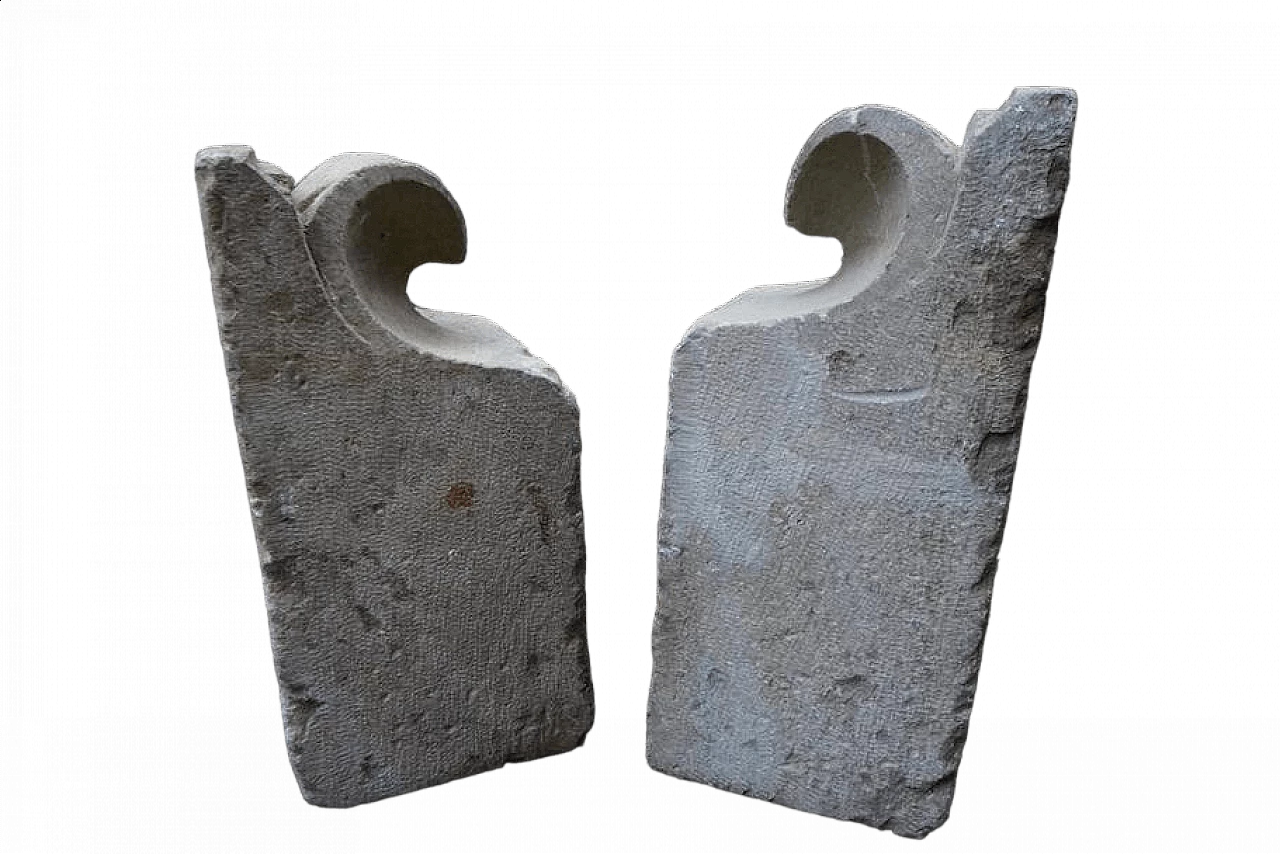 Pair of Tuscan stone modillions 6