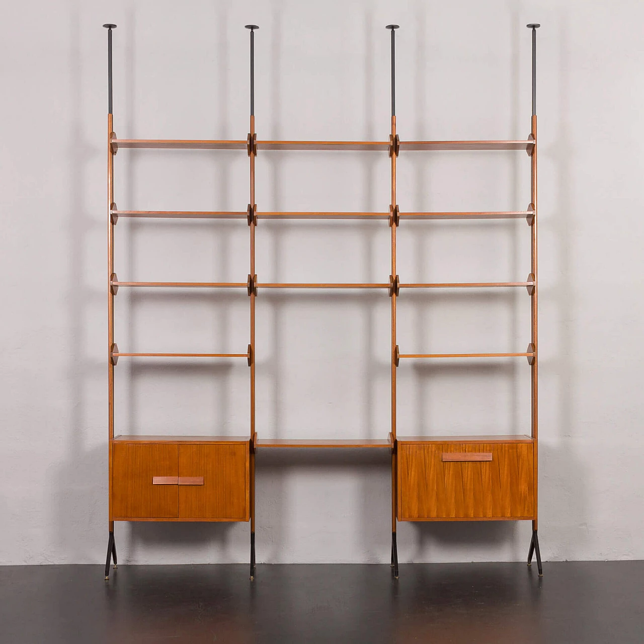 Floor-to-ceiling bookcase in the style of Franco Albini, 1960s 6