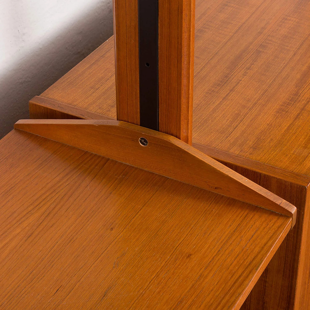 Floor-to-ceiling bookcase in the style of Franco Albini, 1960s 12