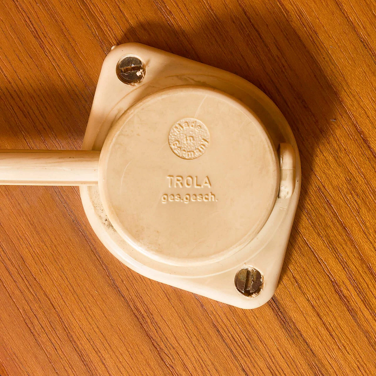 Floor-to-ceiling bookcase in the style of Franco Albini, 1960s 16
