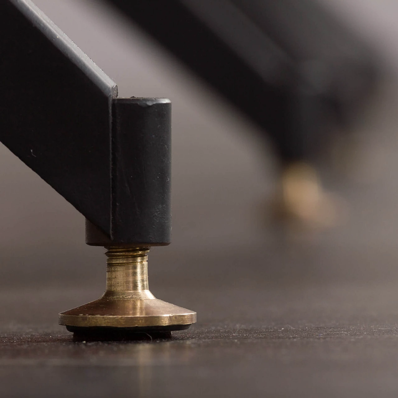 Floor-to-ceiling bookcase in the style of Franco Albini, 1960s 21