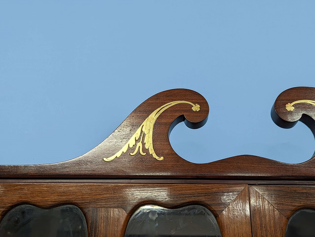 Pair of rosewood trumeau with brass inlays by Paolo Buffa, 1940s 8