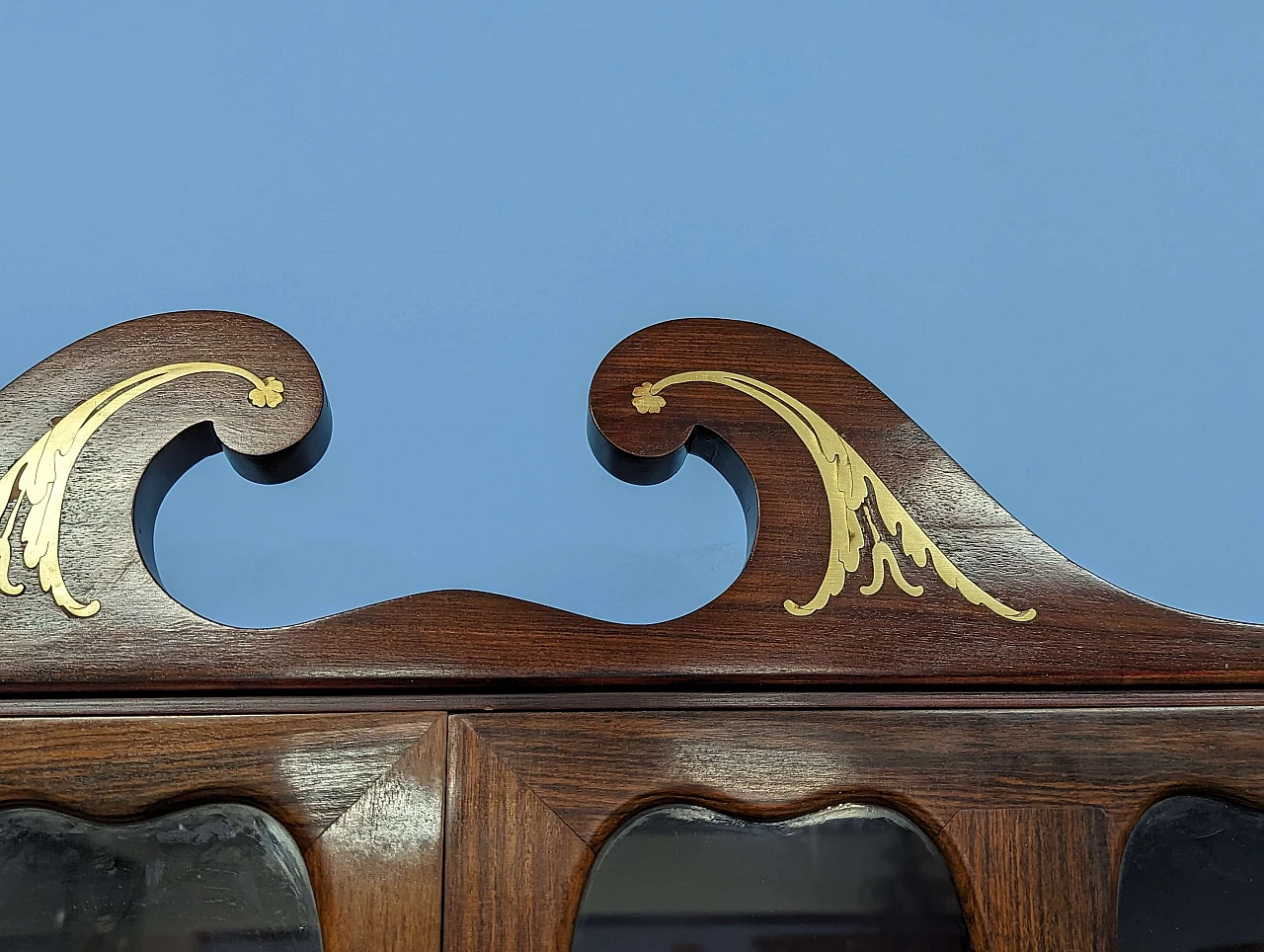 Pair of rosewood trumeau with brass inlays by Paolo Buffa, 1940s 9