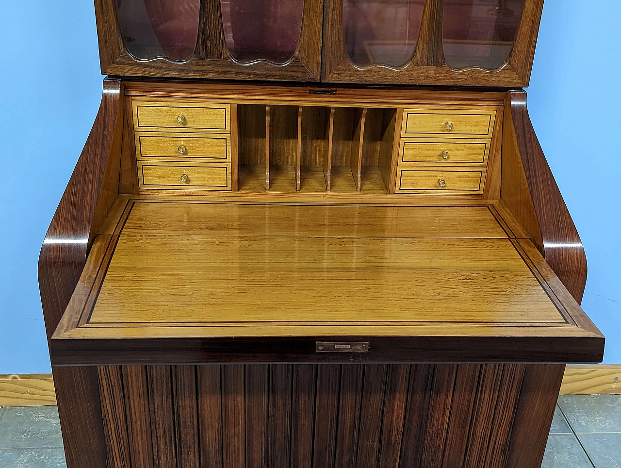 Pair of rosewood trumeau with brass inlays by Paolo Buffa, 1940s 13