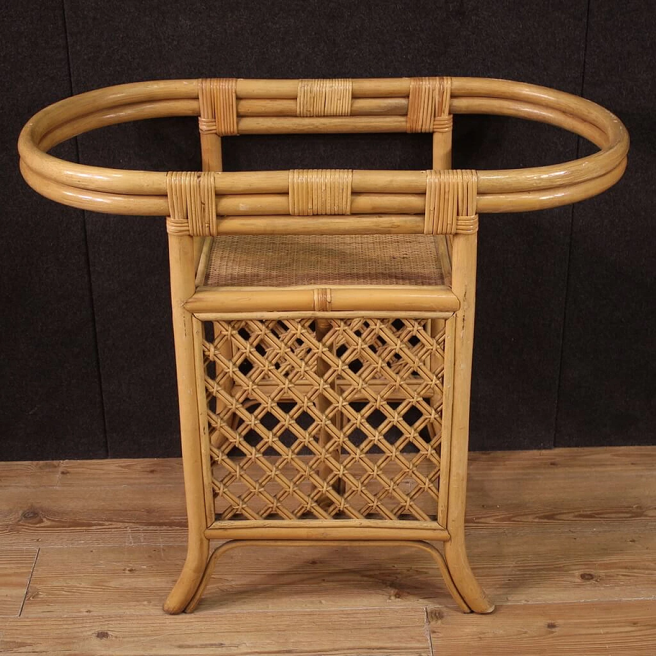 Tavolino da salotto e coppia di sedie in bambù, legno intrecciato e rattan, anni '70 3