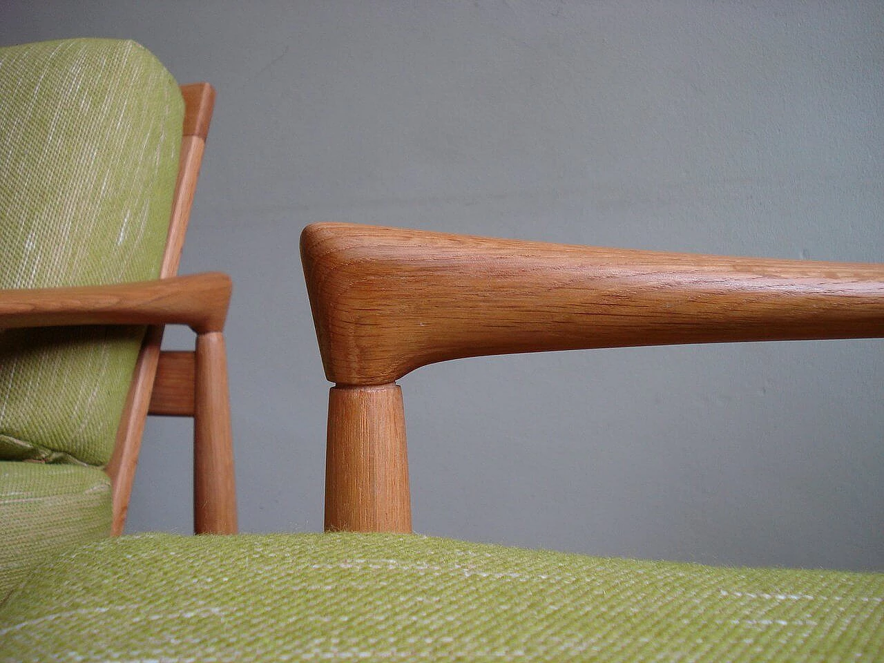 Coppia di sedie in legno e tessuto di  Erik Wørtz per Ikea, anni '60 6