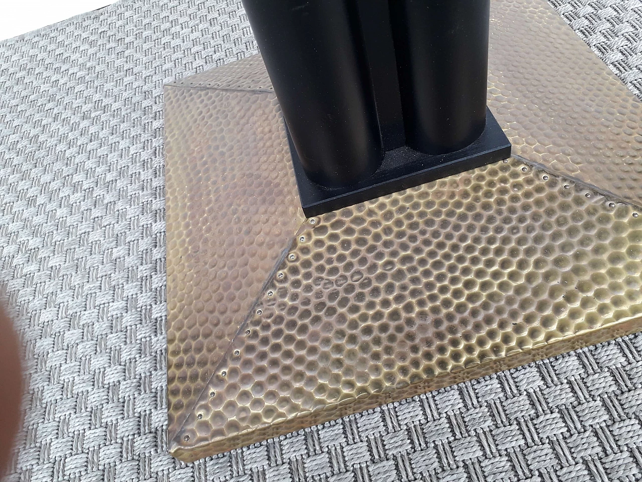 Tavolino in legno e ottone nello stile di Josef Hoffmann per Thonet 5