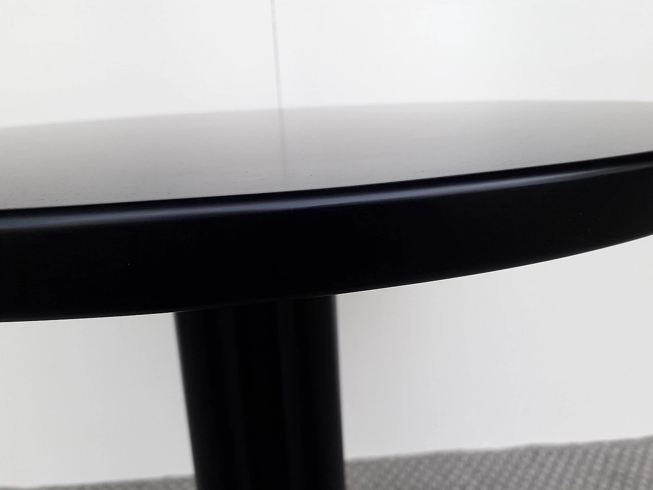 Tavolino in legno e ottone nello stile di Josef Hoffmann per Thonet 9