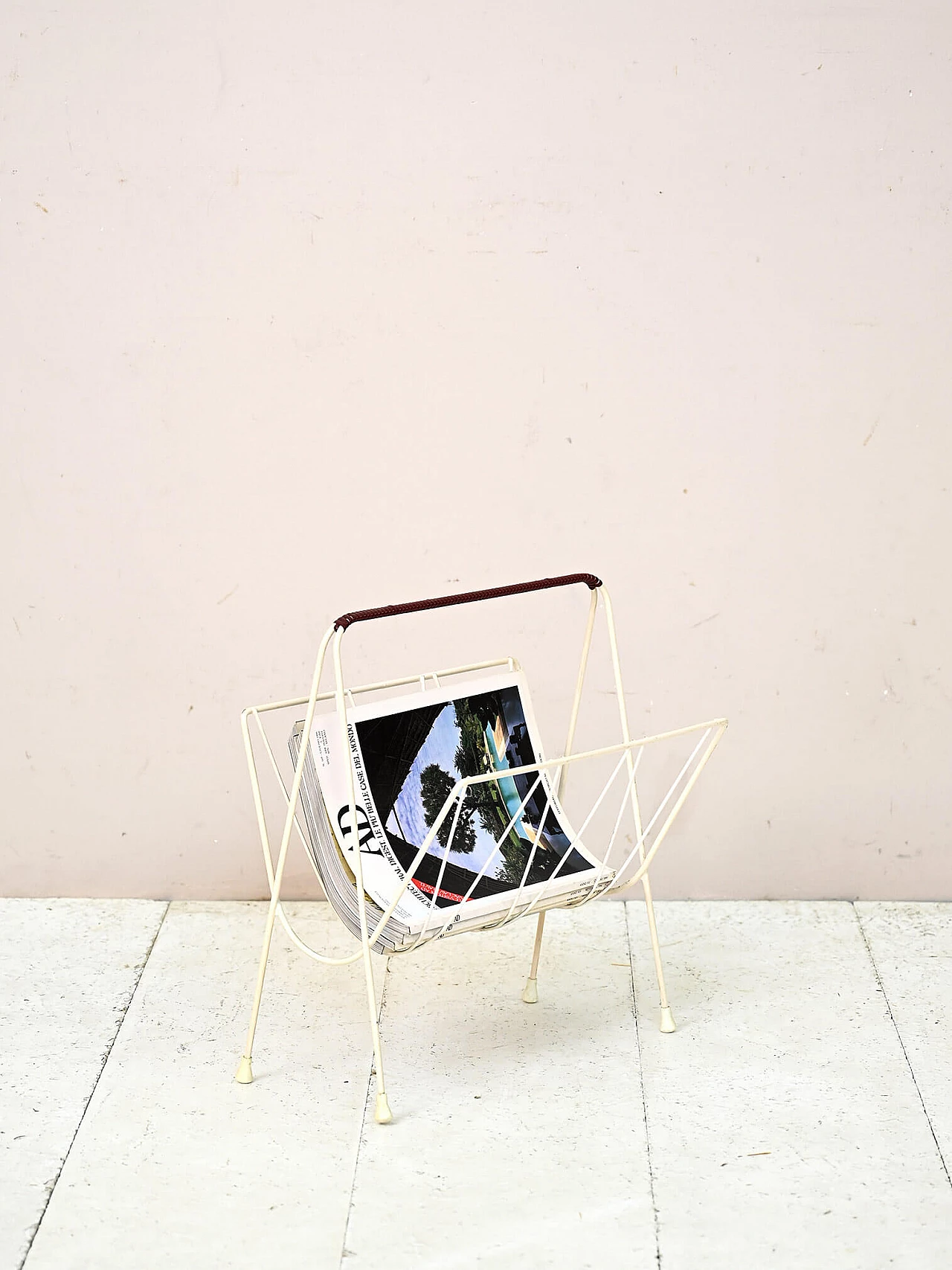 Scandinavian white metal and woven plastic magazine rack, 1960s 1