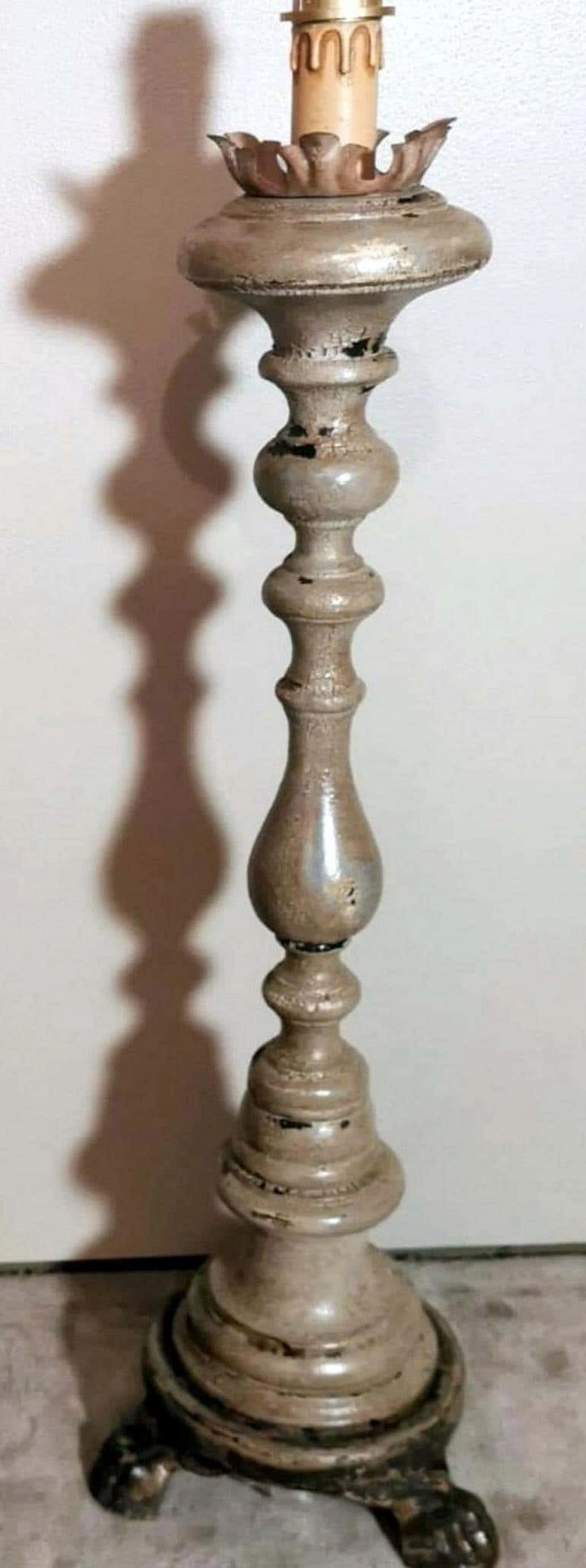 Pair of turned wooden altar candlesticks, 19th century 3