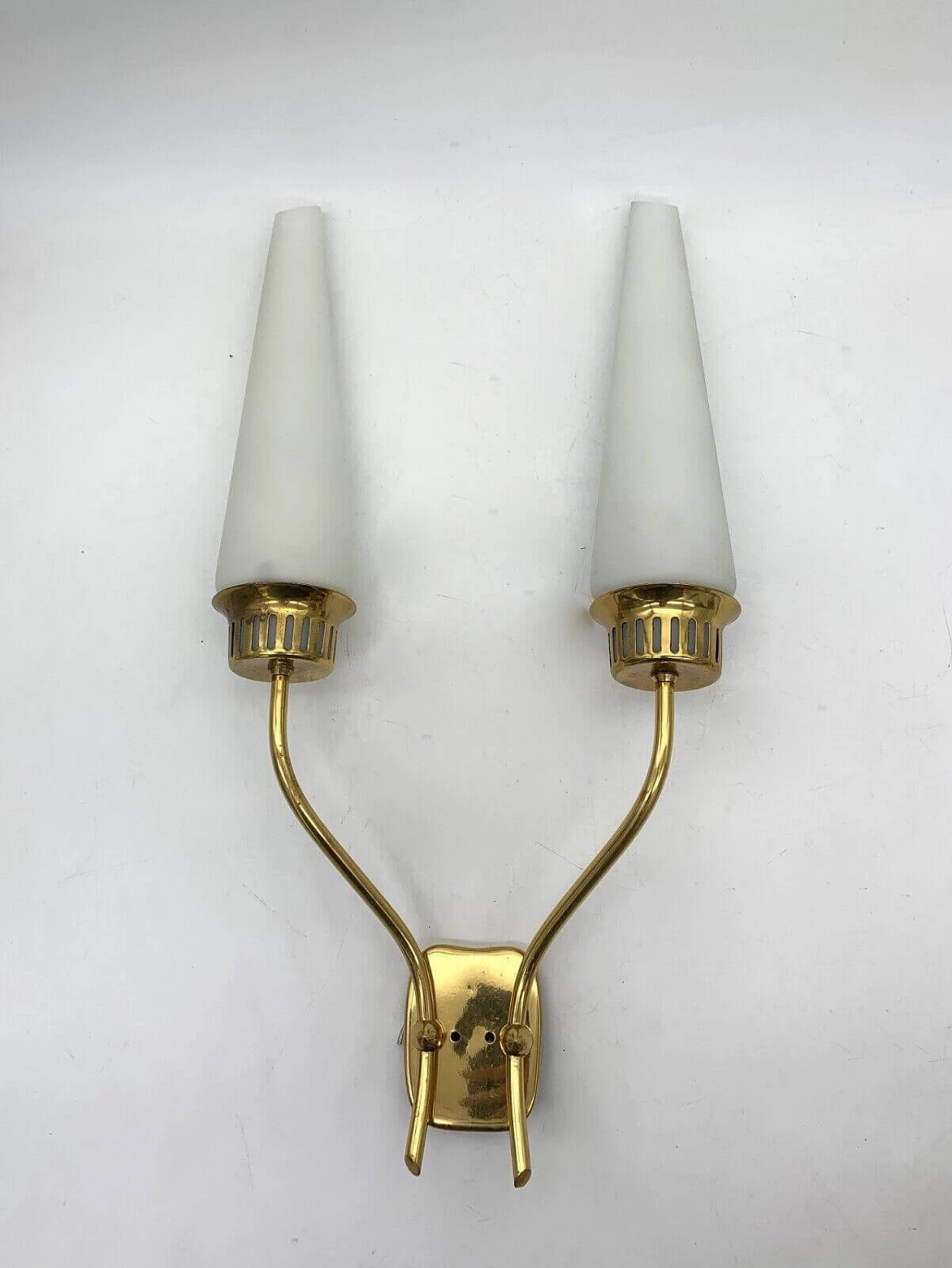 Pair of two-light iron and brass wall sconces attributed to Stilnovo, 1960s 1