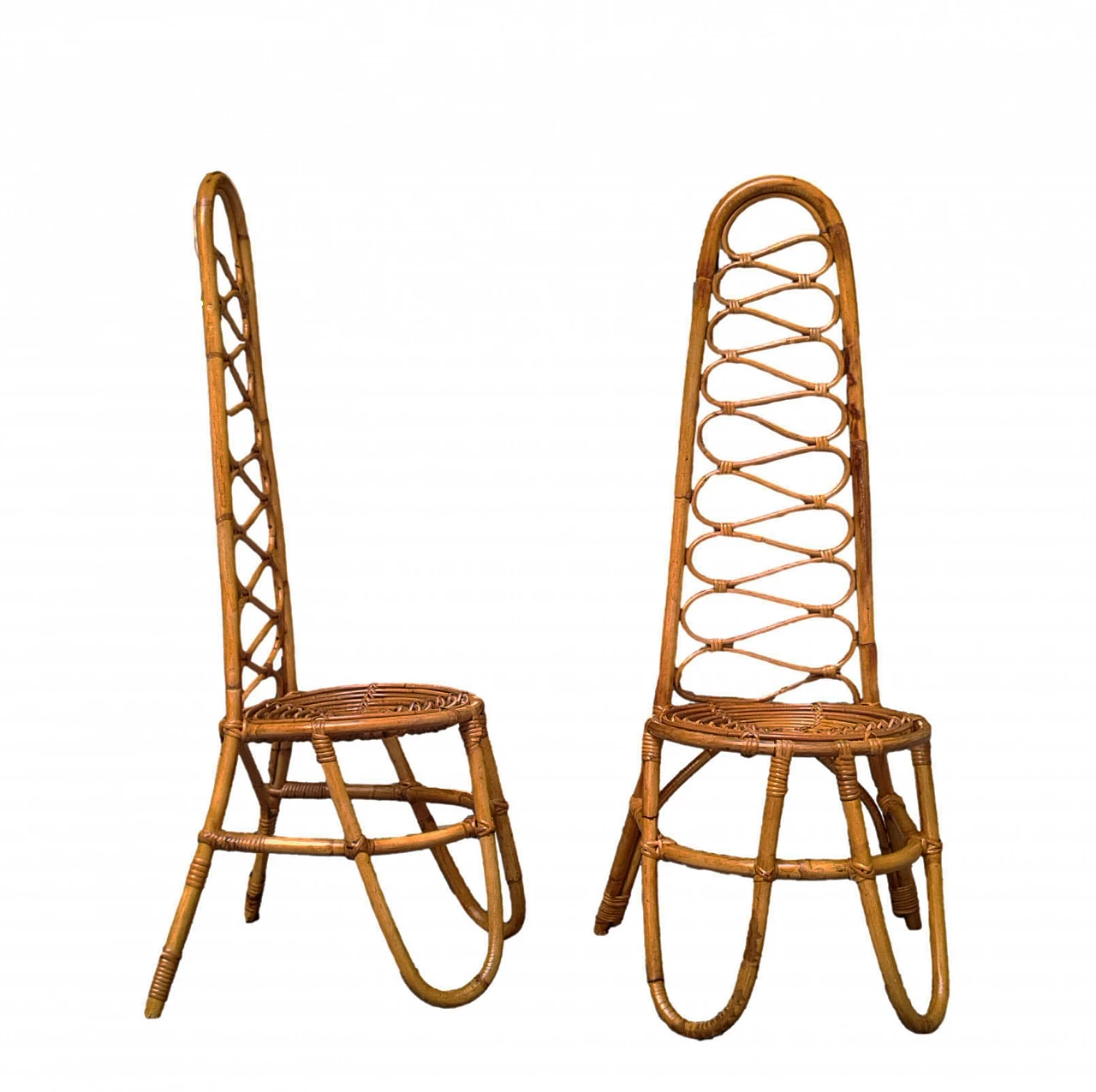 Coppia di sedie con schienale alto in rattan e bambù attribuite a Bonacina, anni '60 4