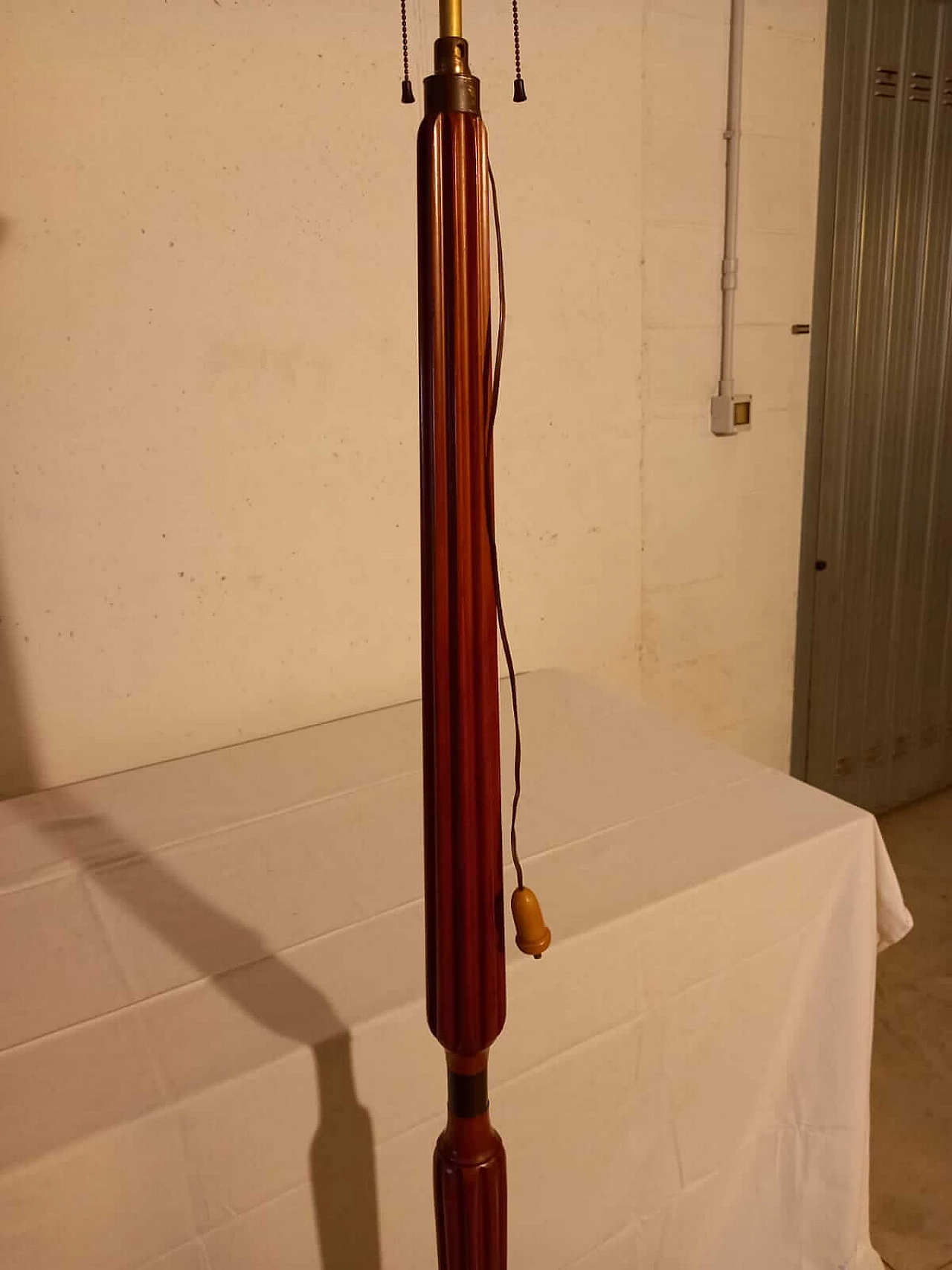 Wood floor lamp attributed to Gio Ponti, 1950s 2