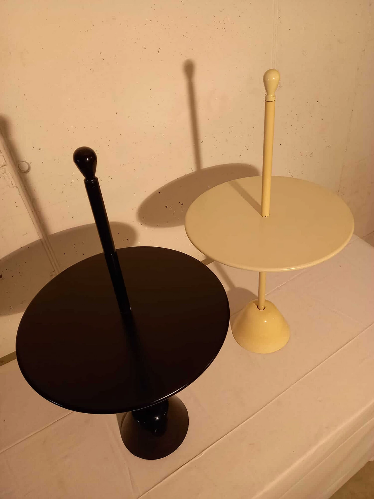 Pair of Servomuto coffee tables by Achille Castiglioni for Zanotta, 1980s 1