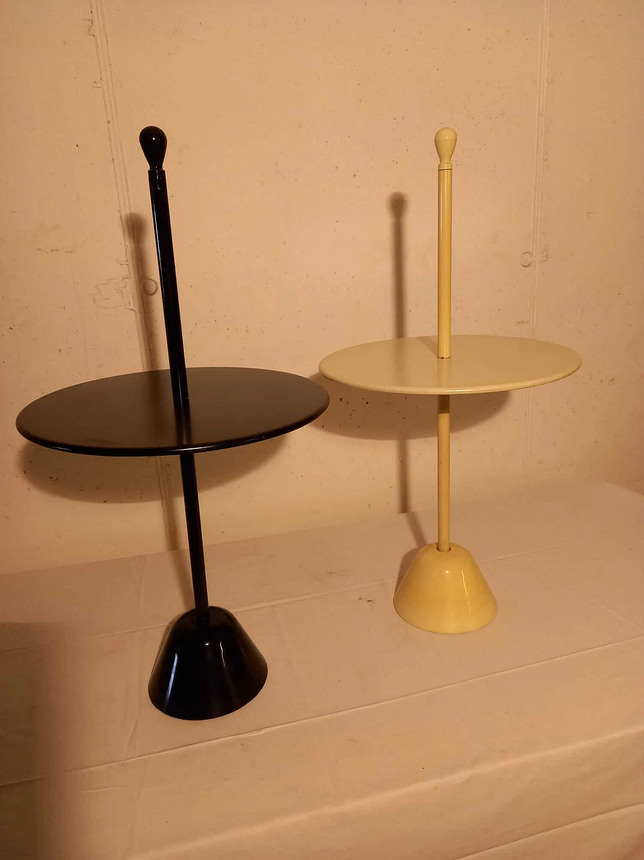 Pair of Servomuto coffee tables by Achille Castiglioni for Zanotta, 1980s 2