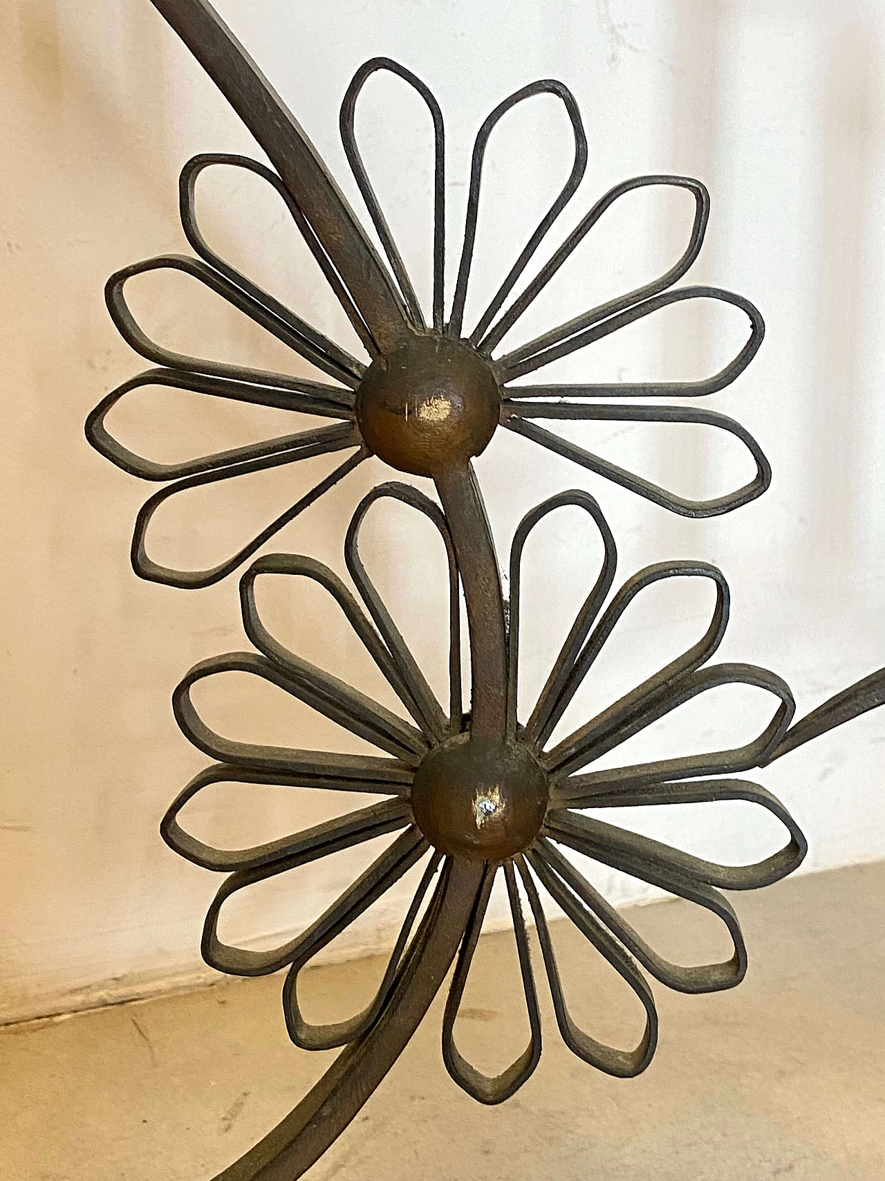 Cancello in ferro battuto, anni '70 10