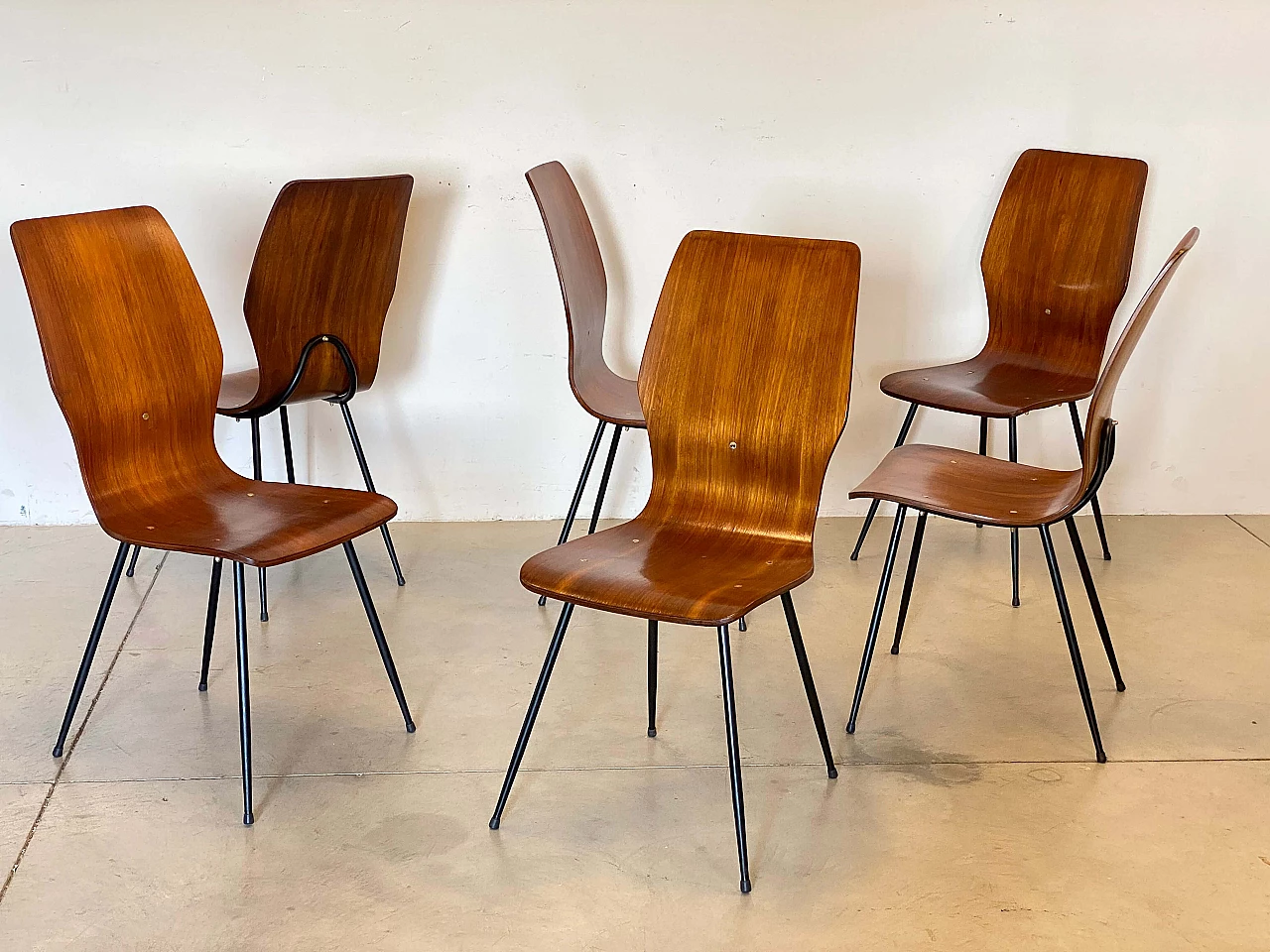 6 Bent plywood chairs with iron frame, 1960s 2